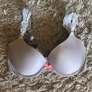 Victoria’s Secret bra